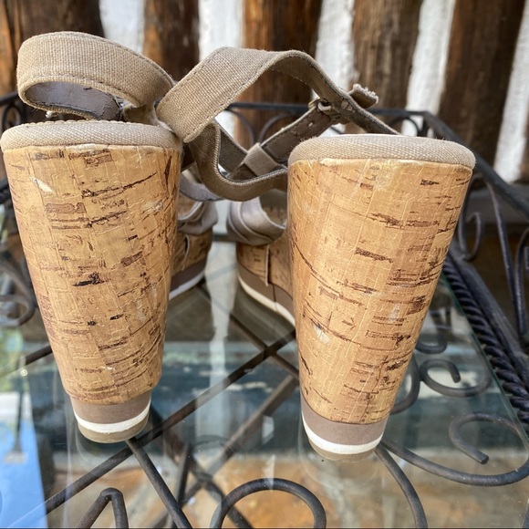 Olsenboye Natural Linen Look Peep Toe Cork Heels - Picture 2 of 6